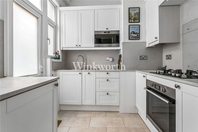 68, Woodside Road, London photo 2