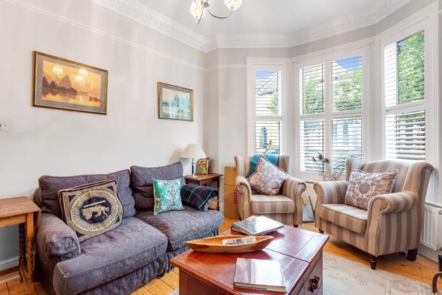 51, Belgrade Road, London photo 3