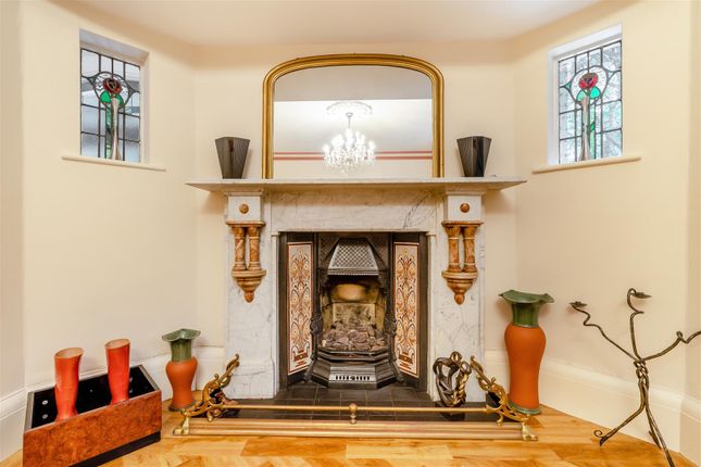 8645445-Interior45.Jpg