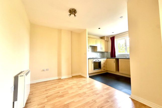 28, Ferguson Drive, Tipton photo 4