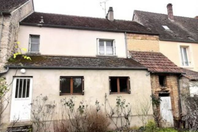 Thumbnail Town house for sale in Sees, Basse-Normandie, 61500, France