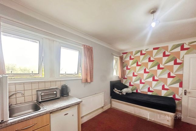 19, Cotteridge Manor, Kings Norton photo 2