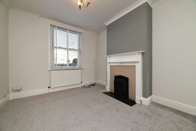 9, Grayburn Lane, Beverley photo 3