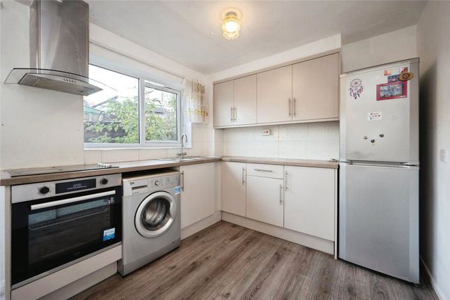 27, Elgar Path, Bedfordshire photo 3