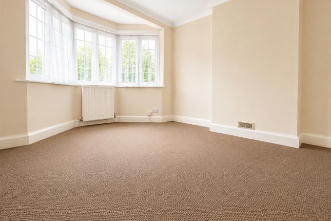 7, Apsley Grange, Hemel Hempstead photo 4
