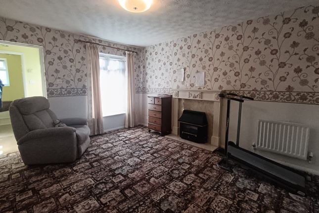 33 Japonica Drive, Nottingham photo 3