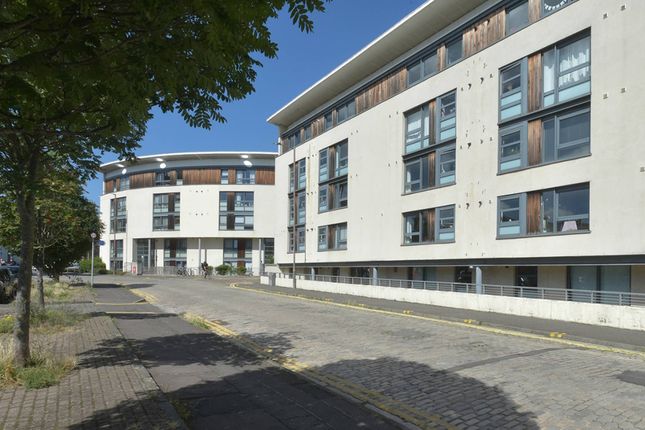 Thumbnail Flat for sale in Sandport Way, The Shore, Edinburgh