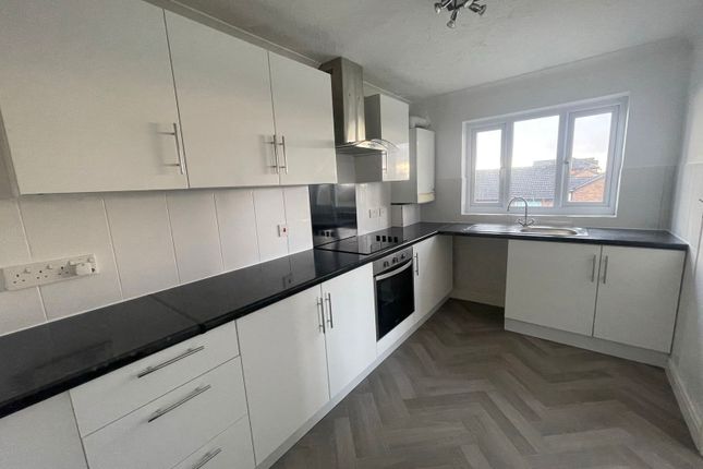 3, Herons Court, Lydiate photo 2