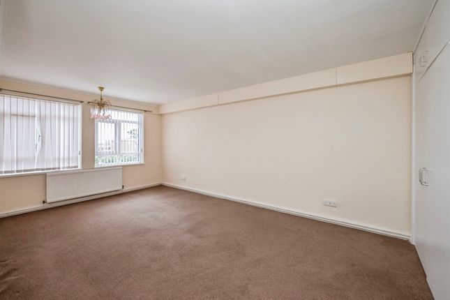 Flat 5, 1, The Conge, Great Yarmouth photo 2