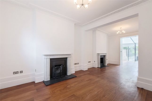 Thumbnail Terraced house to rent in Paultons Square, London