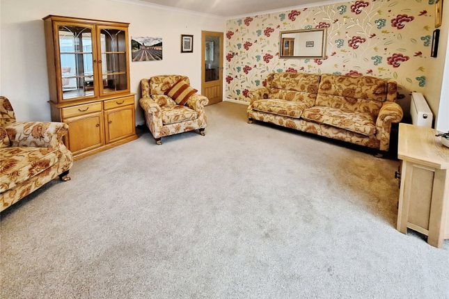 62, Upland Drive, Leicestershire photo 2