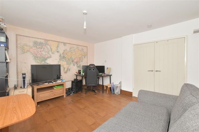Flat for sale in Waverley Grove, Southsea, Hampshire