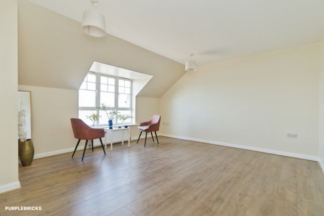 175, Greenhaven Drive, London photo 4