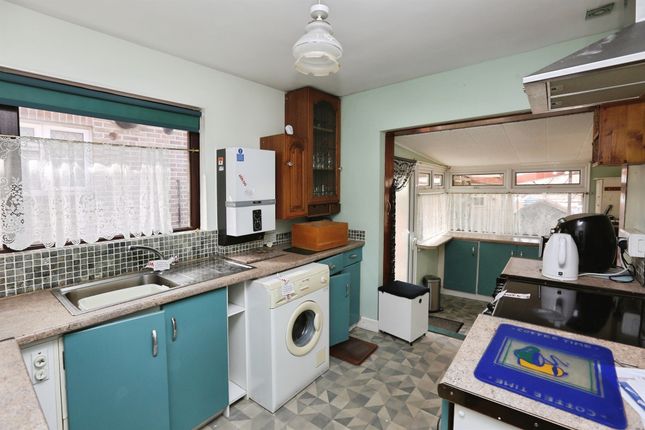 11, Rowland Road, Fareham photo 4