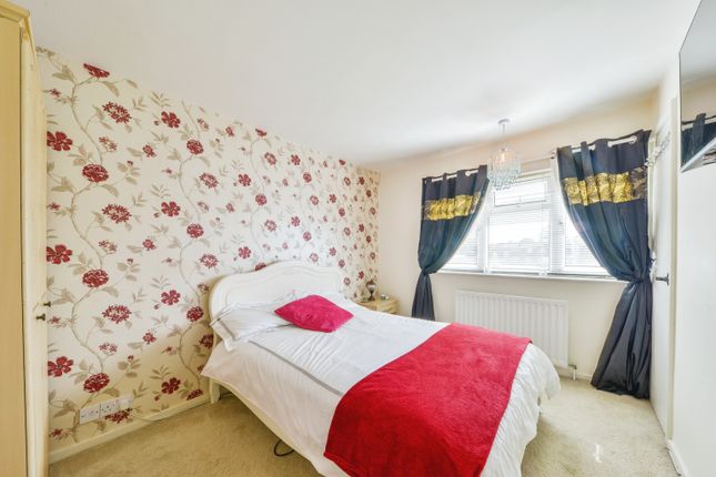 Terraced house for sale in Russell Close, Stevenage
