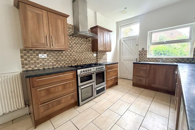3, Abbotsford Grove, Altrincham photo 3