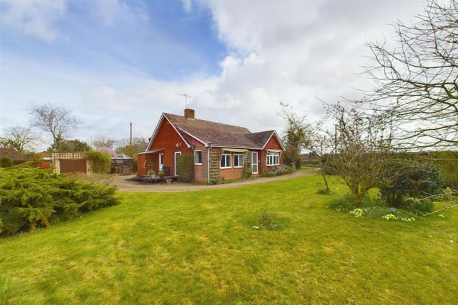 Detached bungalow for sale in Stanks Lane, Upton-Upon-Severn, Worcester