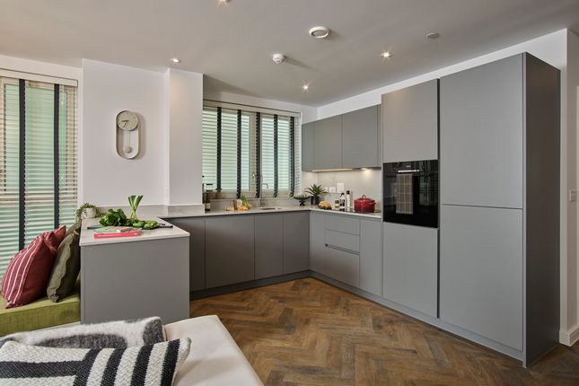 Flat for sale in "2 Bed Apartment" at Carlton Vale, London