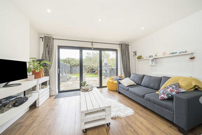 Flat for sale in Glebe Side, Twickenham