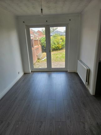 74 Talbot Road, Ellesmere Port photo 4