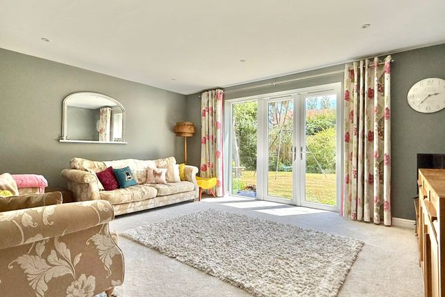 4, Lymefields, Lymington photo 3