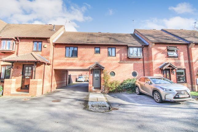 2-bed house on 3, Fallow Field, Fleet, £270,000