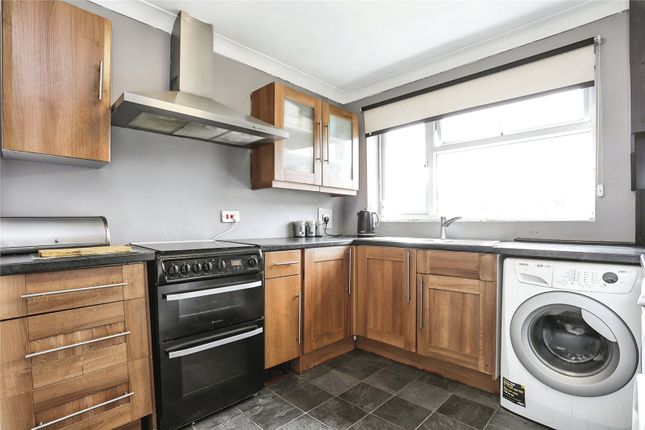 Flat for sale in Gainsborough Road, Stowmarket, Suffolk