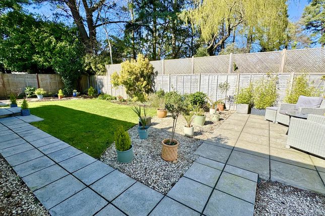 31, Glenwood Way, West Moors photo 3