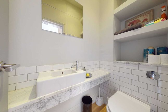 Hazlitt Road, Kensington (Olympia), Hazlitt Road, London photo 4