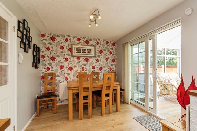 4, Beaufort Crescent, Bristol photo 4