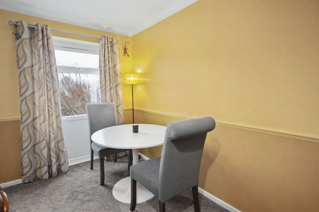 159, Pen Y Cae, Caerphilly photo 4