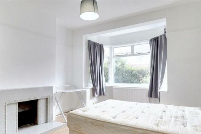 Thumbnail Terraced house to rent in Cavendish Avenue, New Malden, Surrey