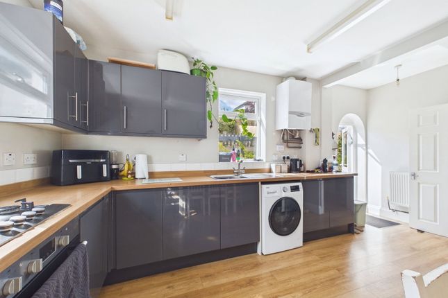 3, Osney Crescent, Paignton photo 5