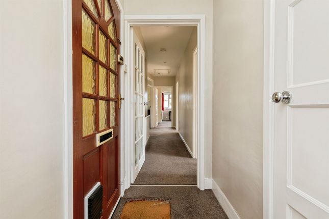 95a, Elmhurst Estate, Bath photo 2