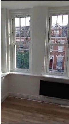 1-bed flat on Clairmont Gardens, London, £350,000