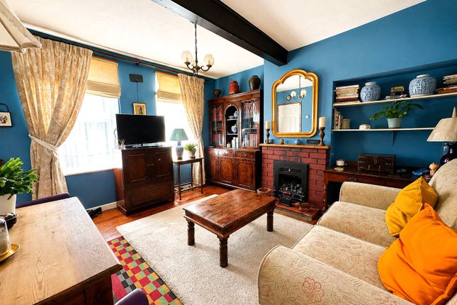 9, Leof Crescent, London photo 2