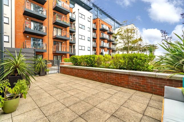 Thumbnail Flat for sale in The Blake Building, Admirals Quay, Ocean Way, Southampton