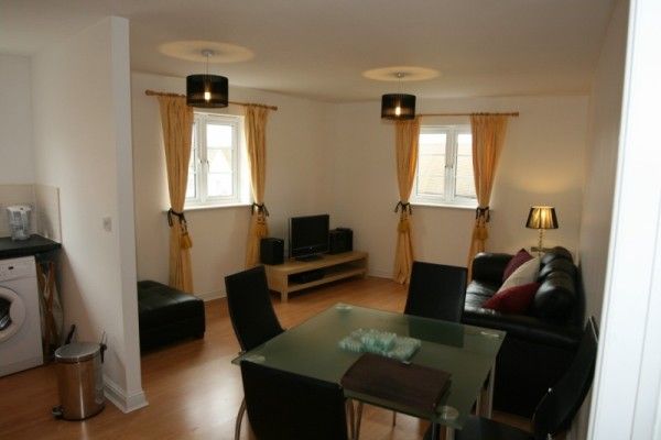 Thumbnail Flat to rent in 1 Harvest Grove, Madley Park, Witney, Oxon