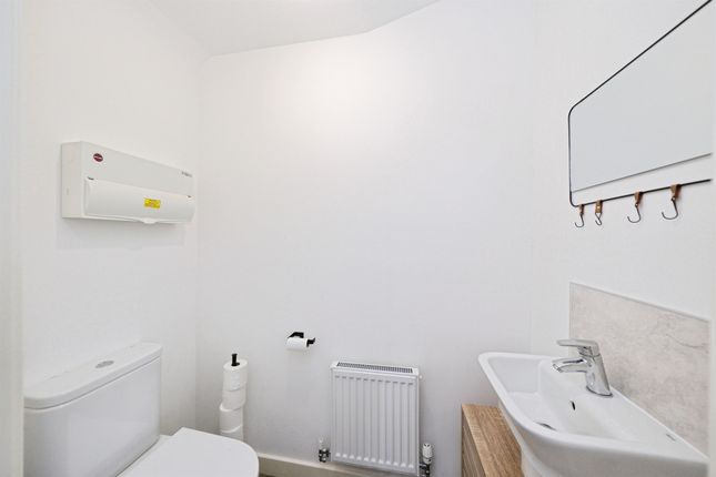 36, The Avenue, Chesterfield photo 4
