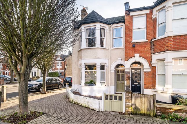 Flat for sale in Strathville Road, London