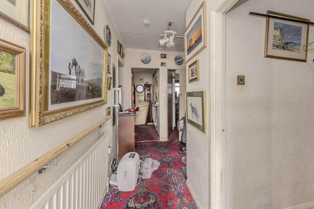 76 Park Road, Stoke-On-Trent photo 2