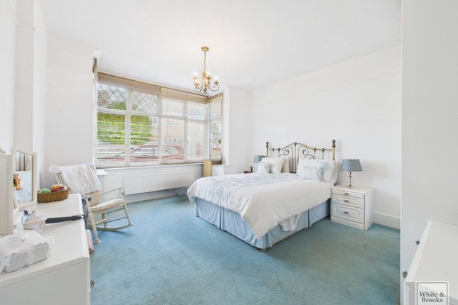 10 Normanton Avenue, Bognor Regis photo 4