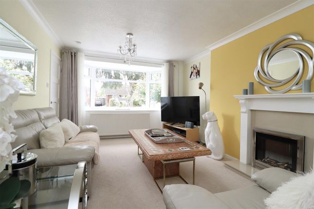 64, Roman Avenue South, York photo 2