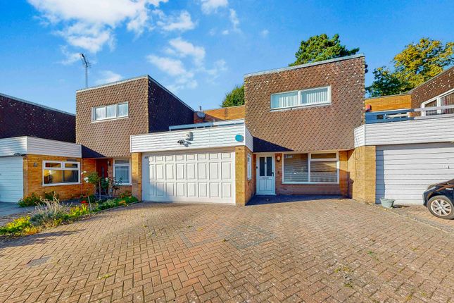 4-bed terraced on 4, September Way, Stanmore, £699,950
