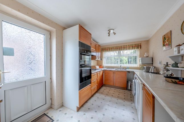 16, Meyrick Avenue, Wetherby photo 3