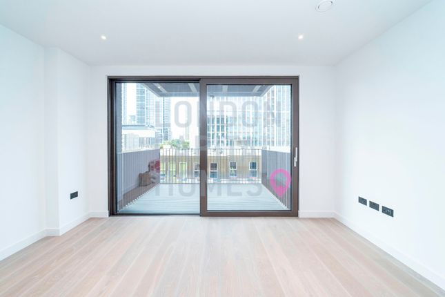 Flat to rent in Rm/E27 Legacy Building 2 (A03), London