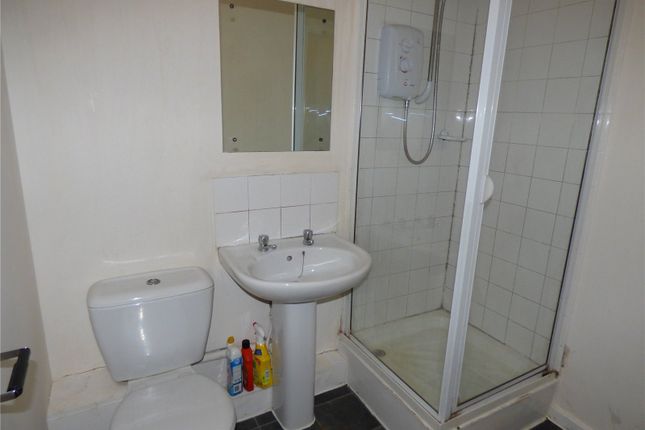Flat for sale in Crown Station Place, Liverpool, Merseyside