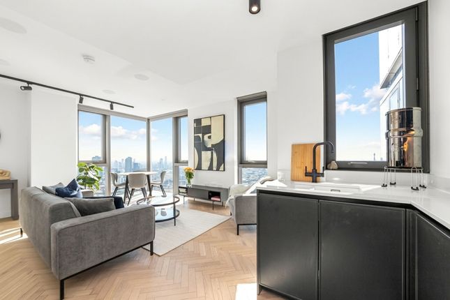 Apt 200, Valencia Tower, London photo 4