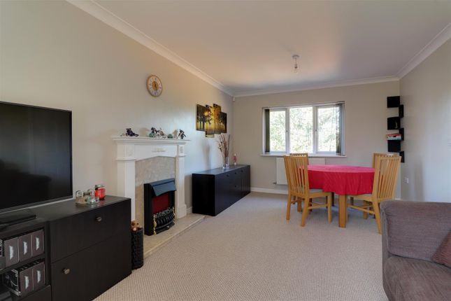 101, Court View, Stonehouse photo 4