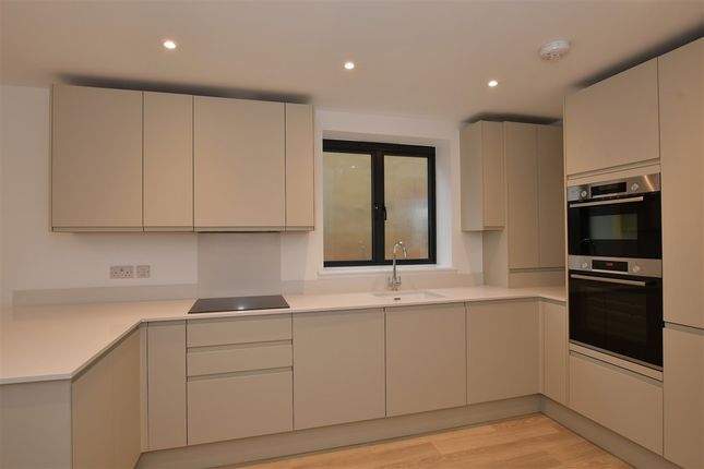 Forest View, London photo 4